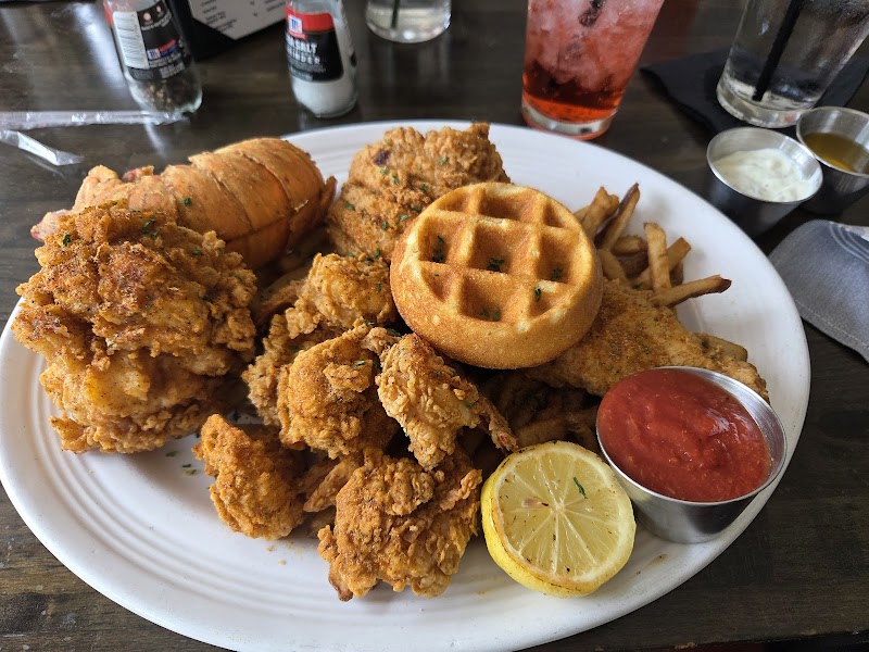 Taste Kitchen + Bar
